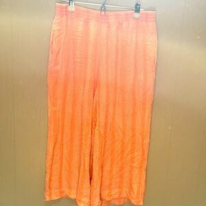 Maeve size Large cropped pants.